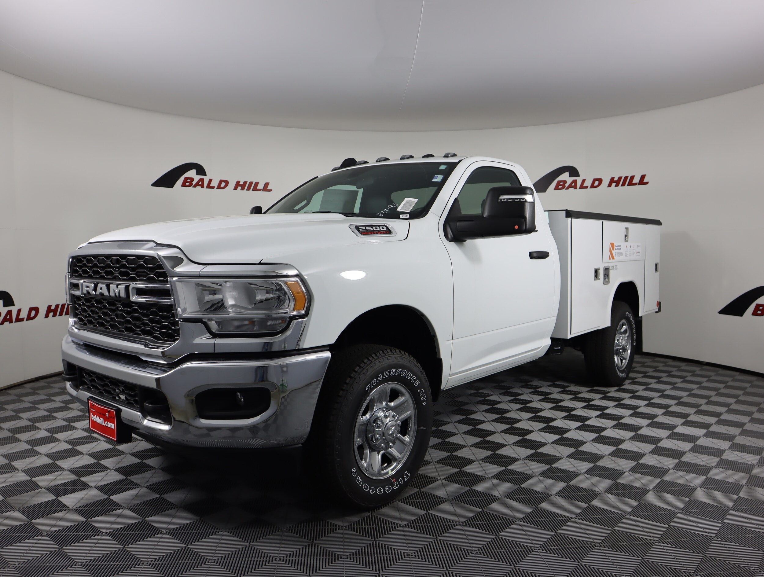 2024 Ram 2500 Tradesman photo 3