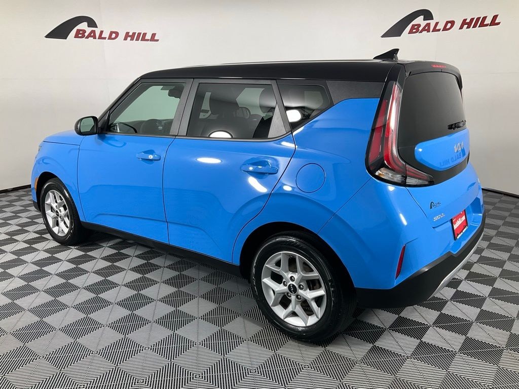 Used 2023 Kia Soul S Hatchback