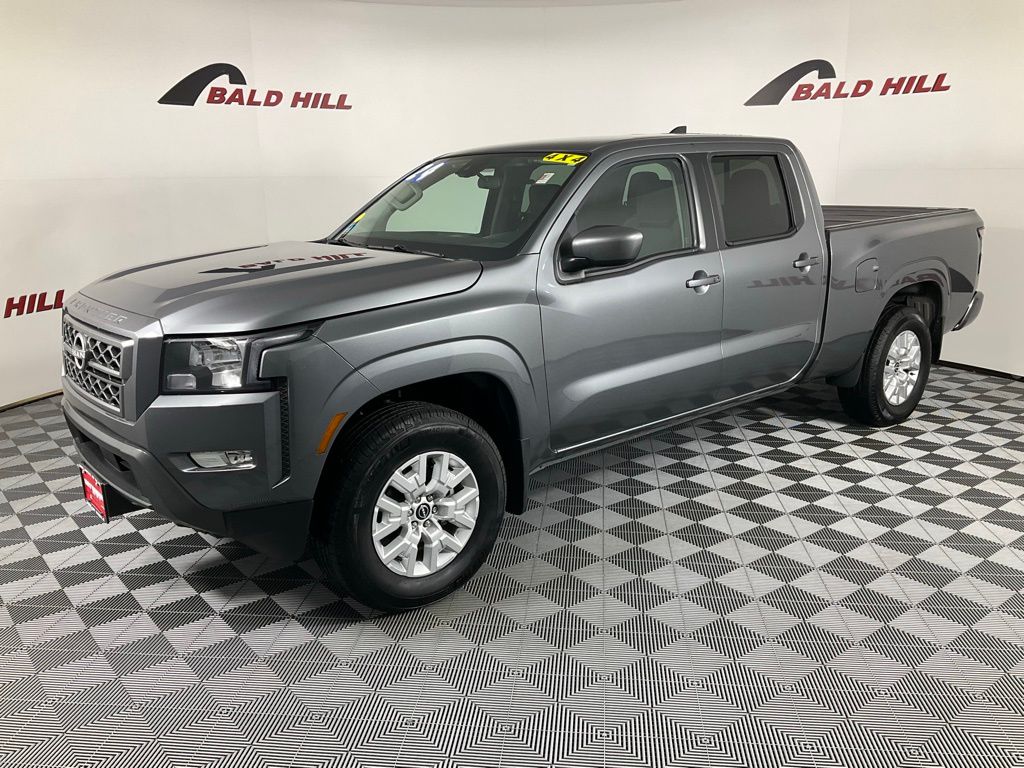 2024 Nissan Frontier SV photo 3