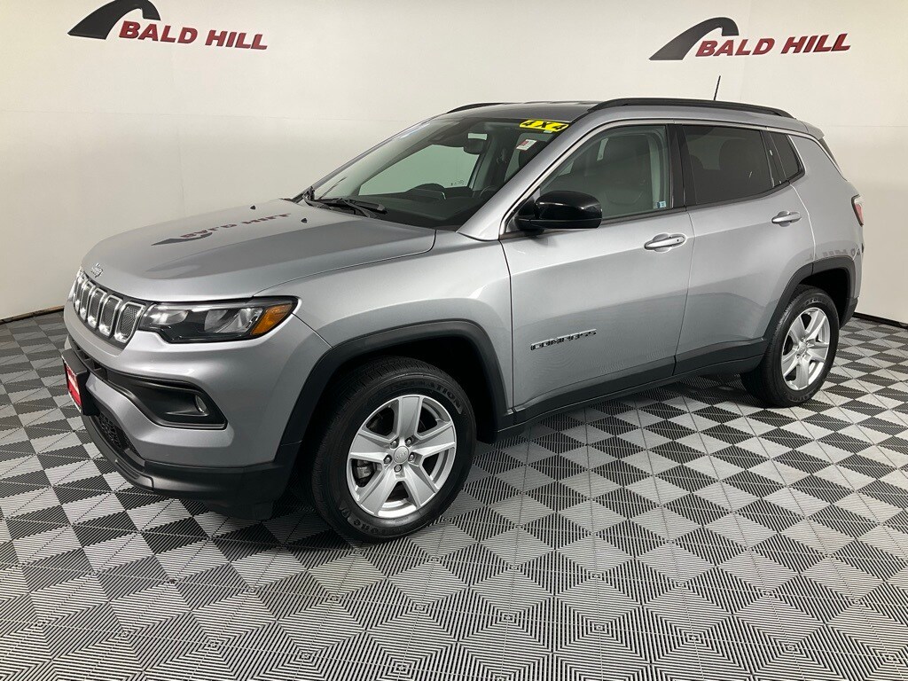 2022 Jeep Compass North Edition Latitude photo 3