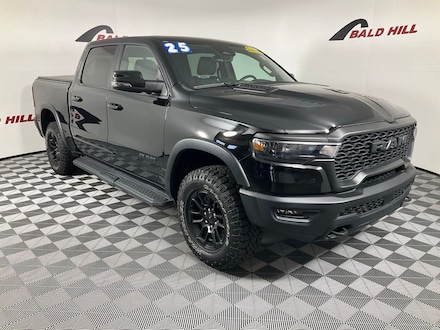 2025 Ram 1500 Rebel Truck Crew Cab 8-Speed Automatic 1C6SRFLP5SN634220