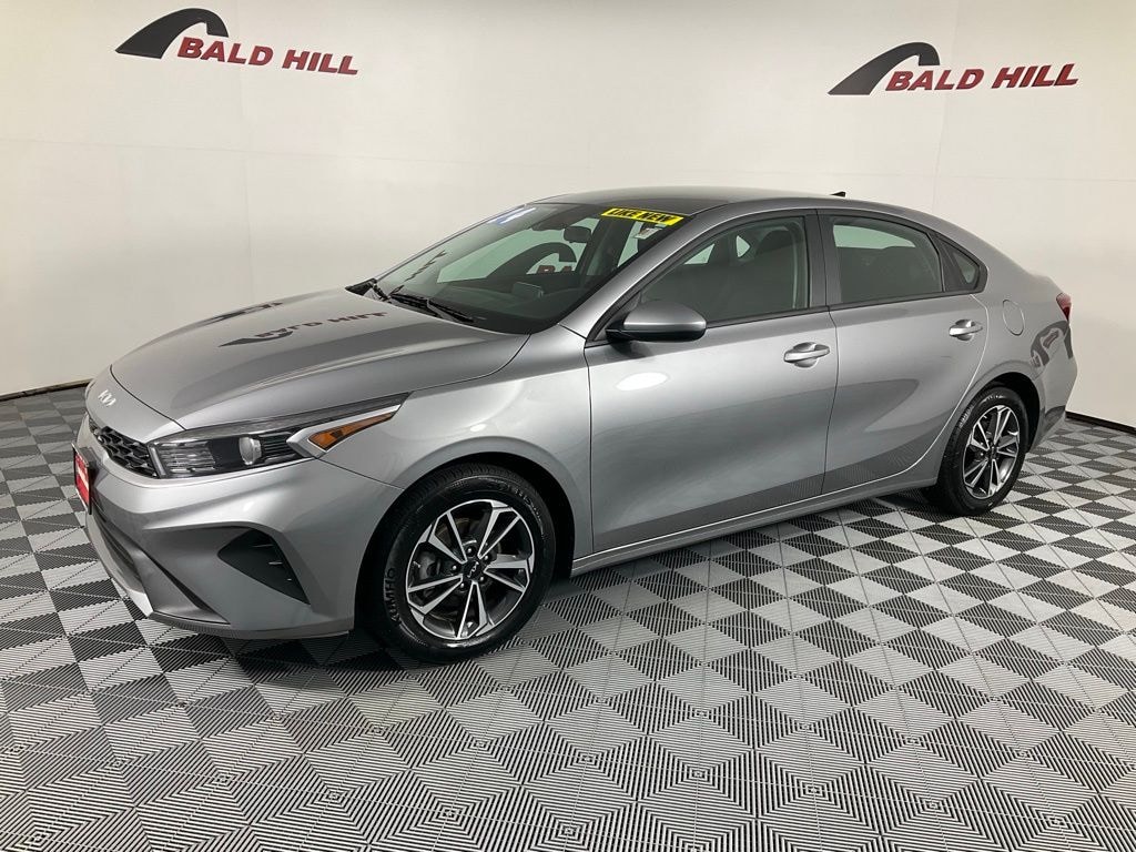 Used 2024 Kia Forte LXS Sedan