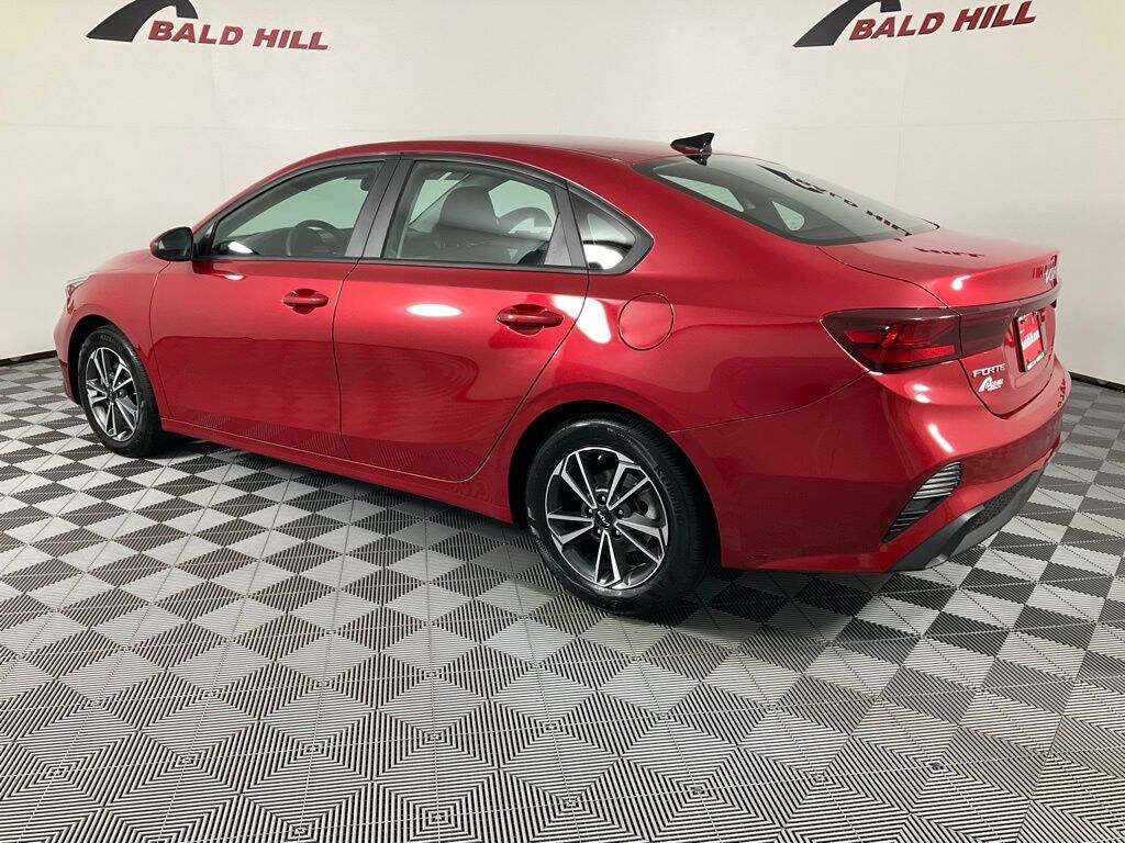 Used 2023 Kia Forte LXS Sedan