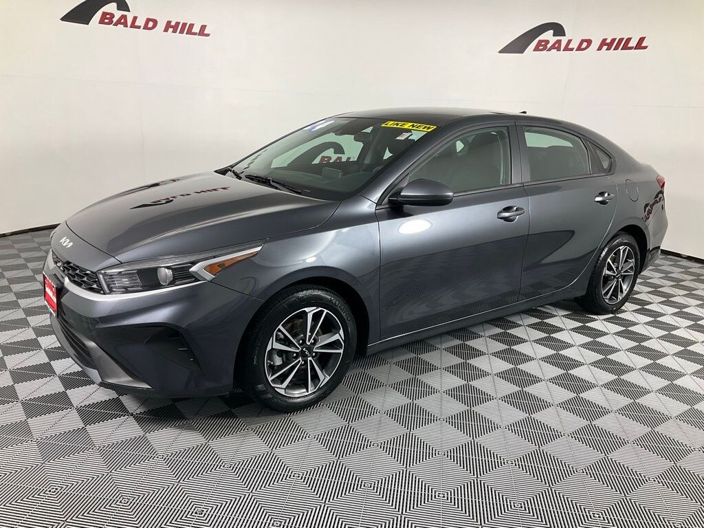 Used 2024 Kia Forte LXS Sedan