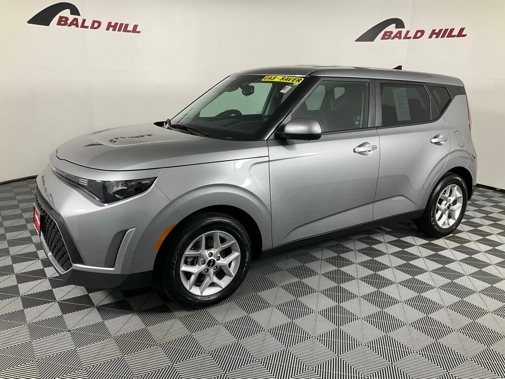 Used 2023 Kia Soul S Hatchback
