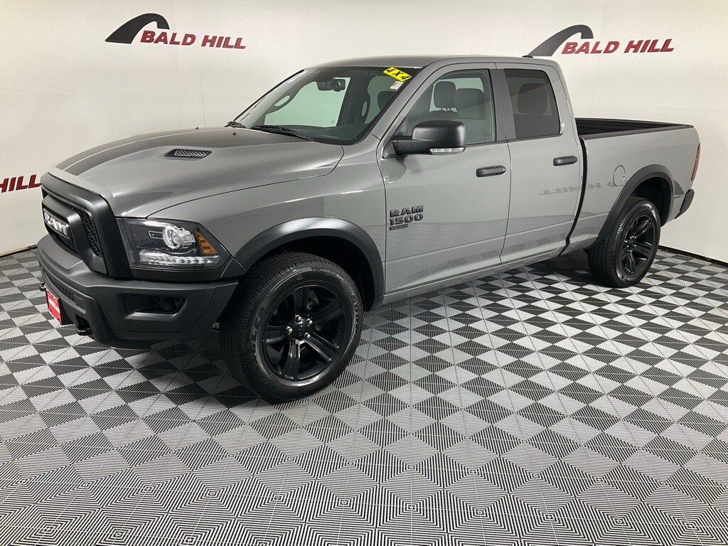 2022 Ram 1500 Classic SLT Warlock photo 3