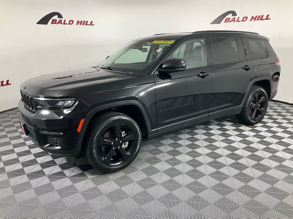 2023 Jeep Grand Cherokee Limited photo 2