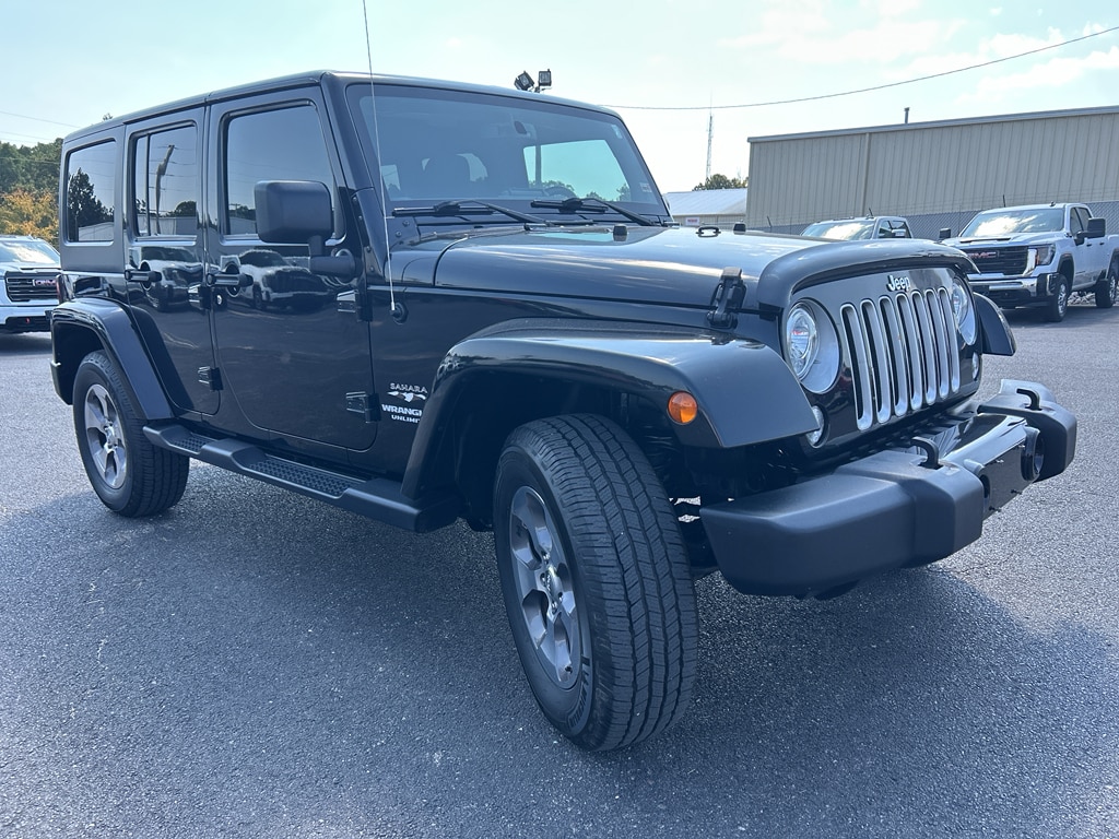 2017 Jeep Wrangler Unlimited Sahara - Photo 8