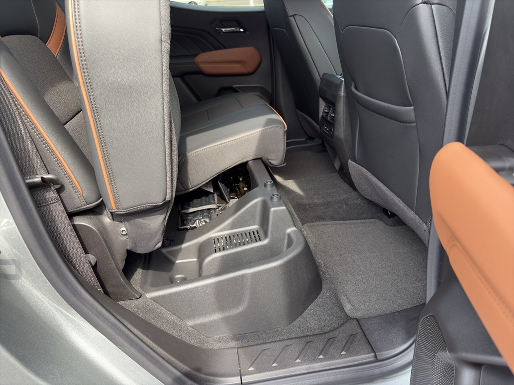 2026 GMC Canyon AT4 - Photo 29