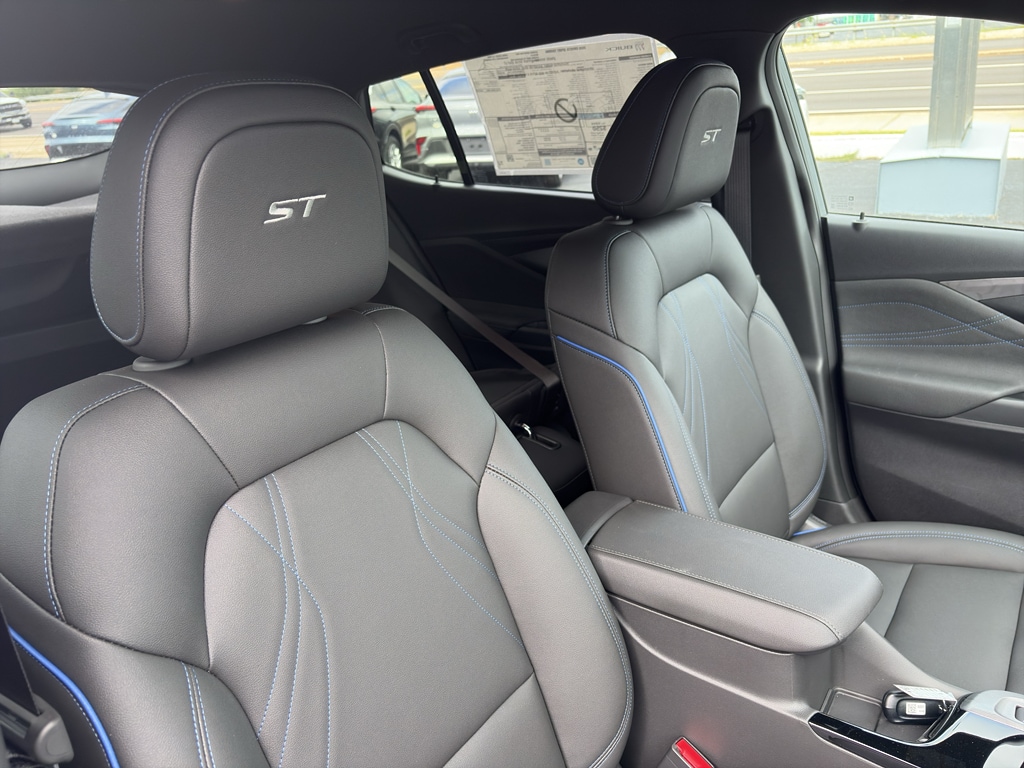 2026 Buick Envista Sport Touring - Photo 23