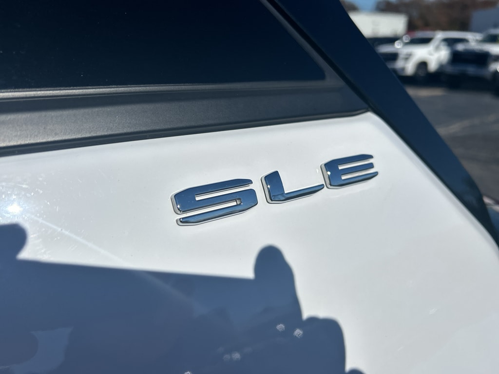 Used 2024 GMC Terrain SLE SUV