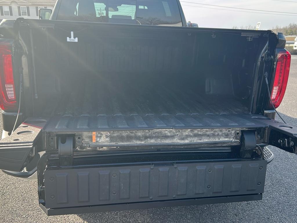 2024 GMC Sierra 1500 SLT - Photo 25