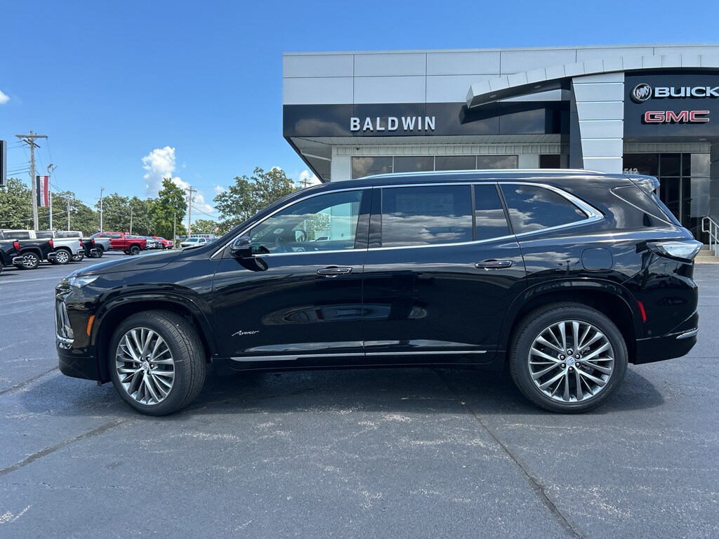 2026 Buick Enclave Avenir photo 3