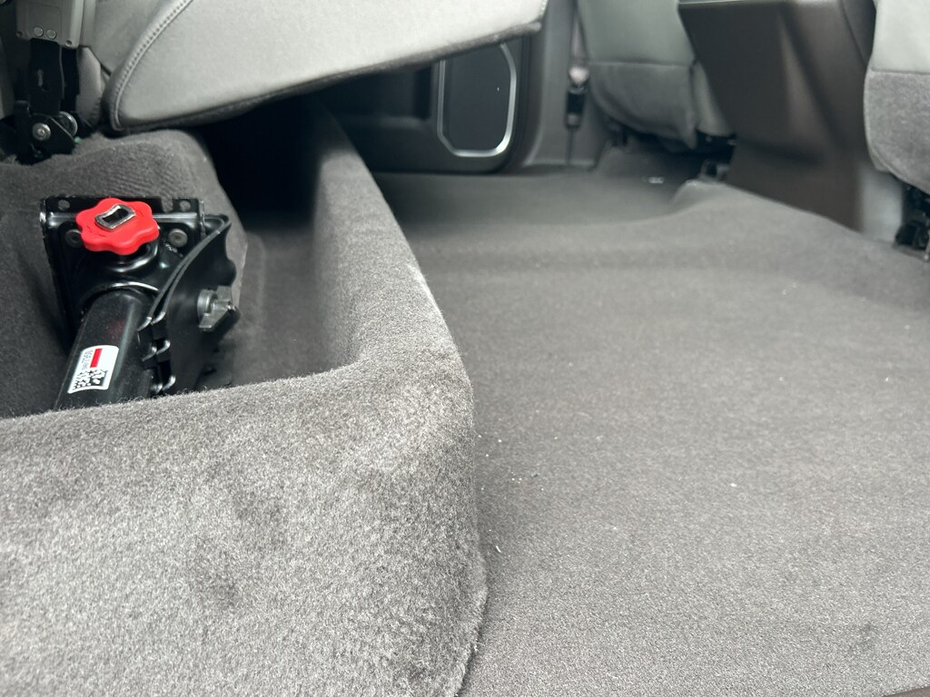 2023 GMC Sierra 1500 SLT - Photo 29