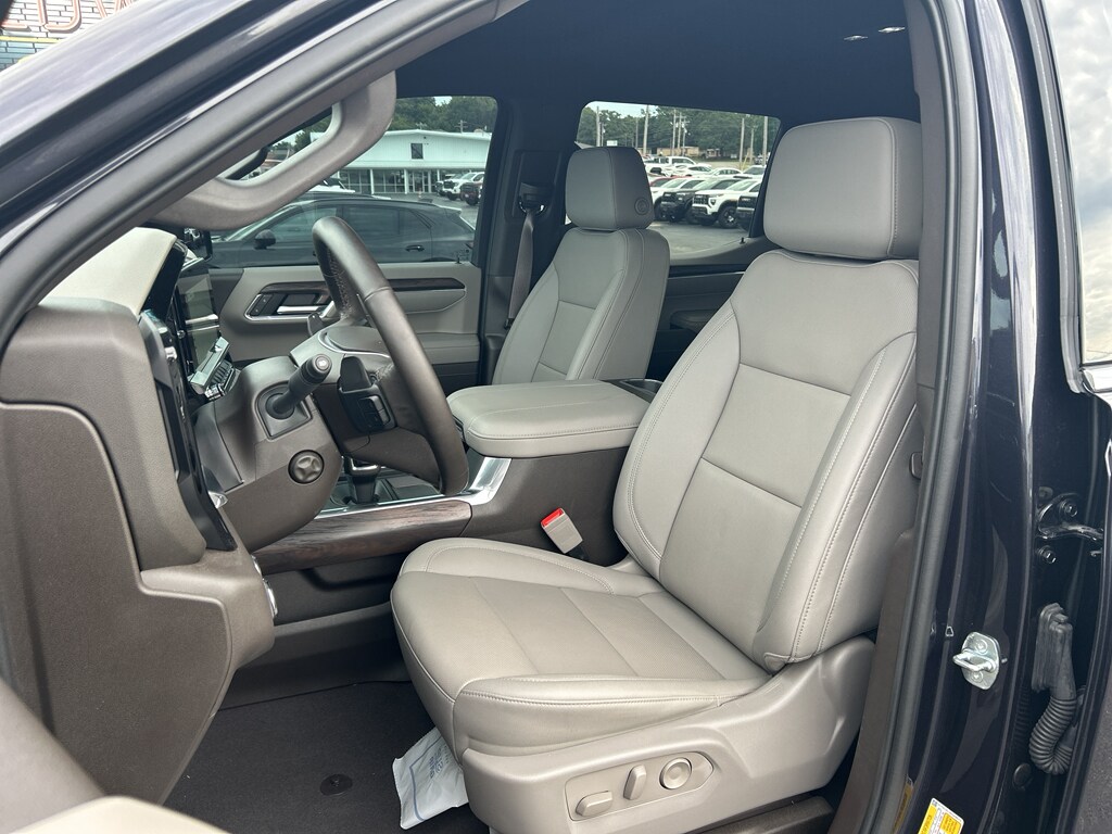 2023 GMC Sierra 1500 SLT - Photo 13