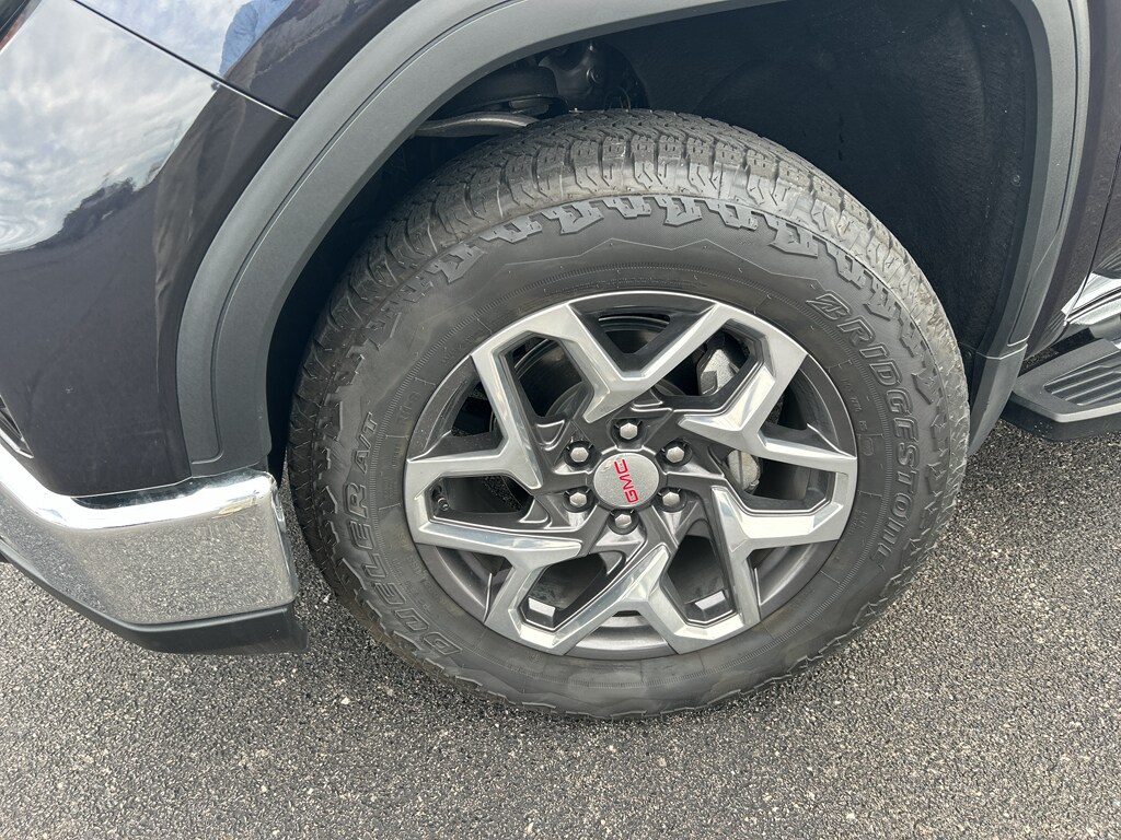 2023 GMC Sierra 1500 SLT - Photo 12