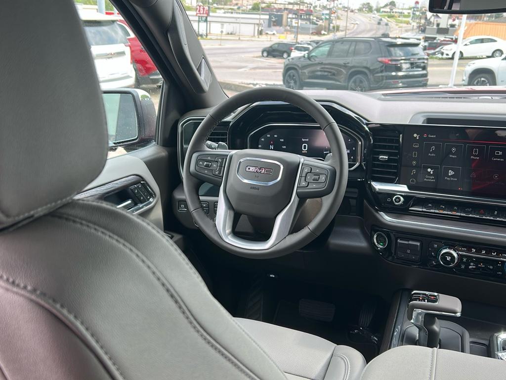 2025 Gmc Sierra 1500 SLT photo 2