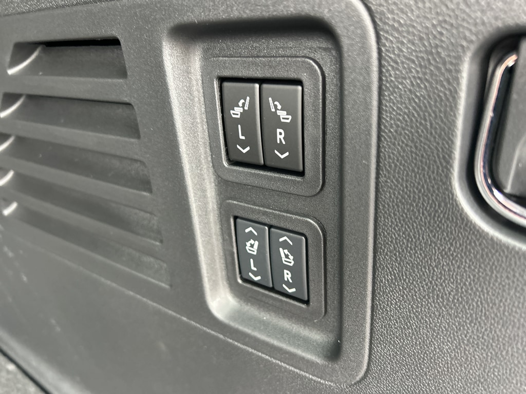 2026 Buick Enclave Preferred - Photo 24