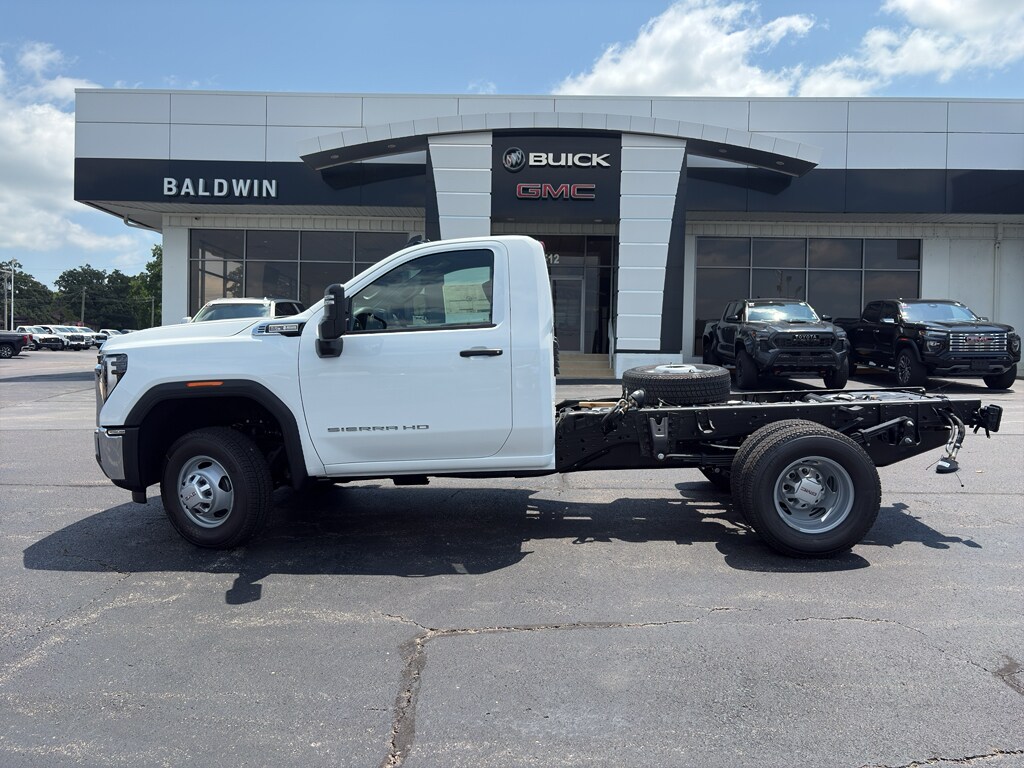 New 2026 GMC Sierra 3500 HD Chassis Cab Pro Truck