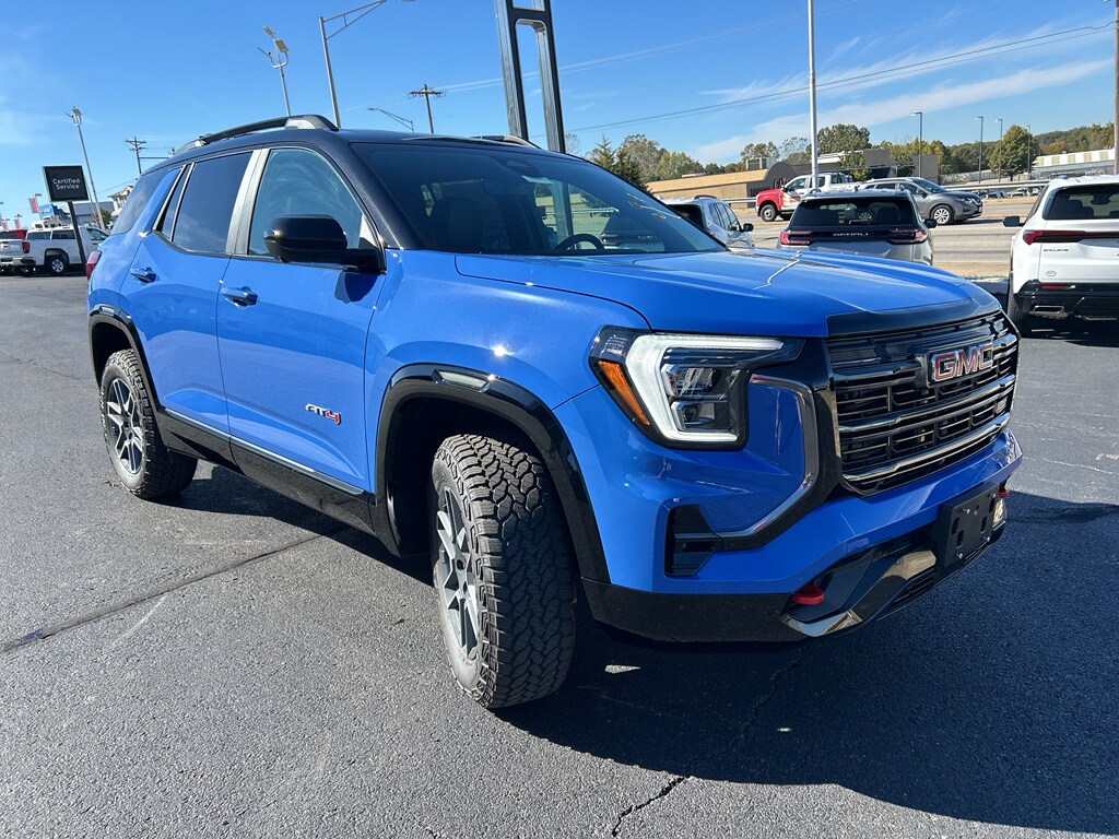 2026 GMC Terrain AT4 - Photo 8