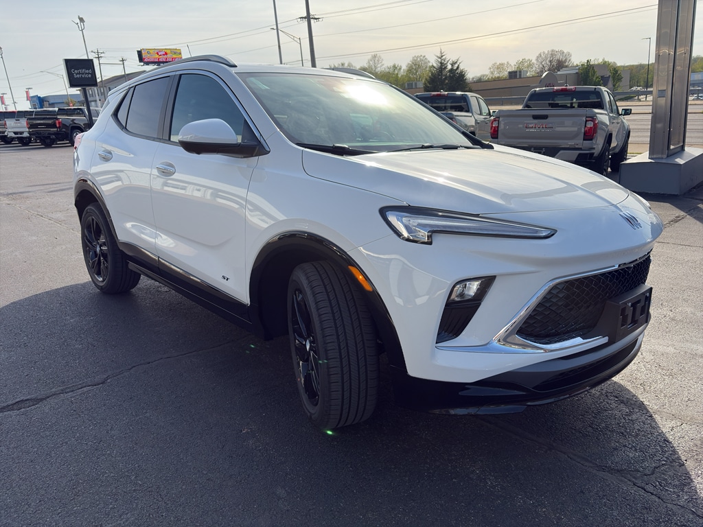 2026 Buick Encore GX Sport Touring - Photo 8