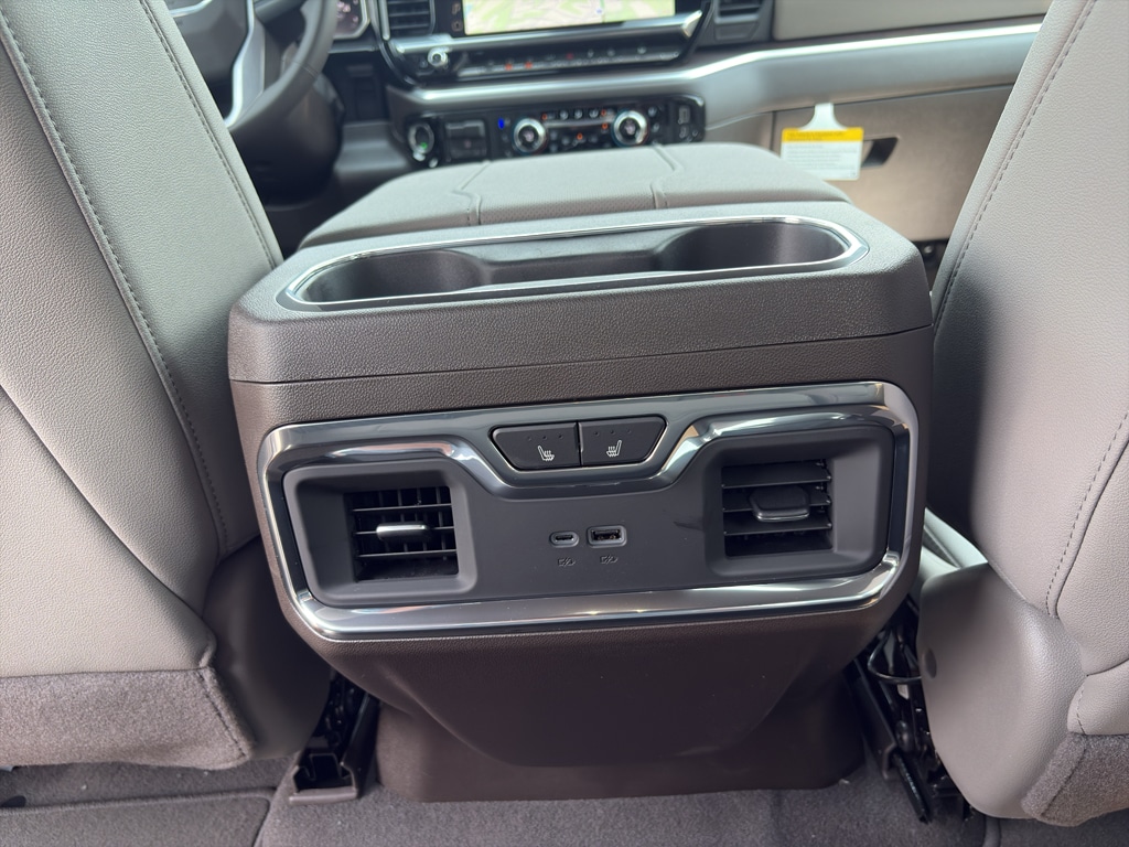 2026 GMC Sierra 1500 SLT - Photo 19