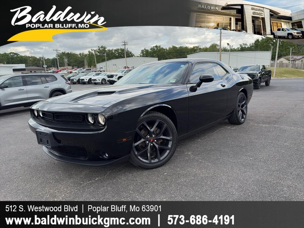Used 2020 Dodge Challenger SXT