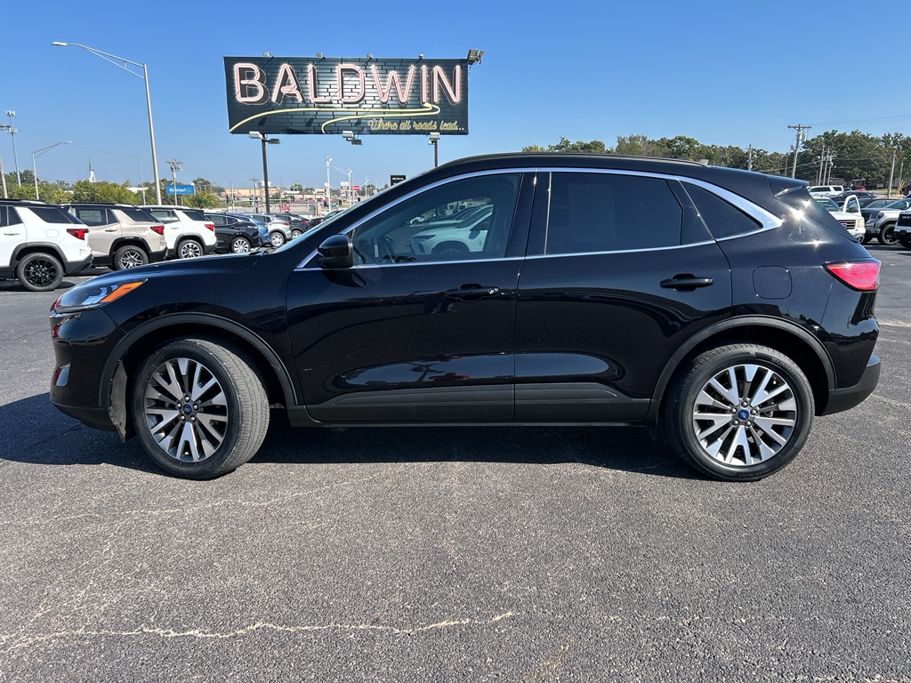 Used 2022 Ford Escape Titanium