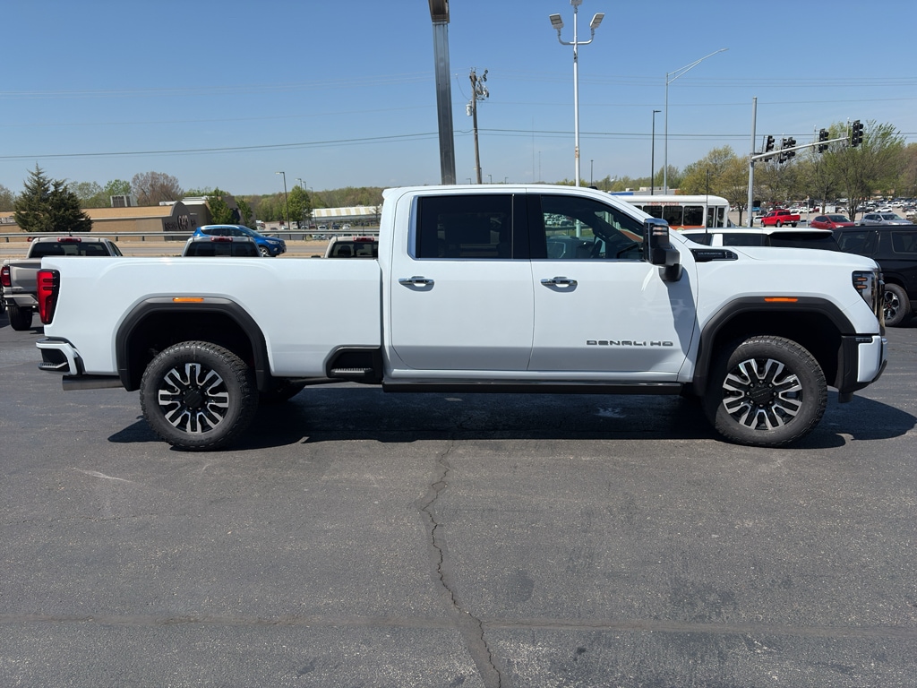 2026 GMC Sierra 3500HD Denali Ultimate - Photo 7