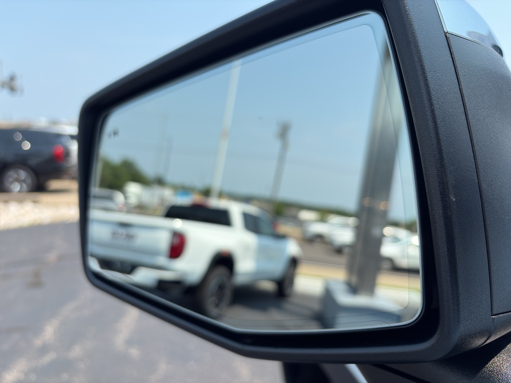2026 GMC Sierra 1500 SLT - Photo 14