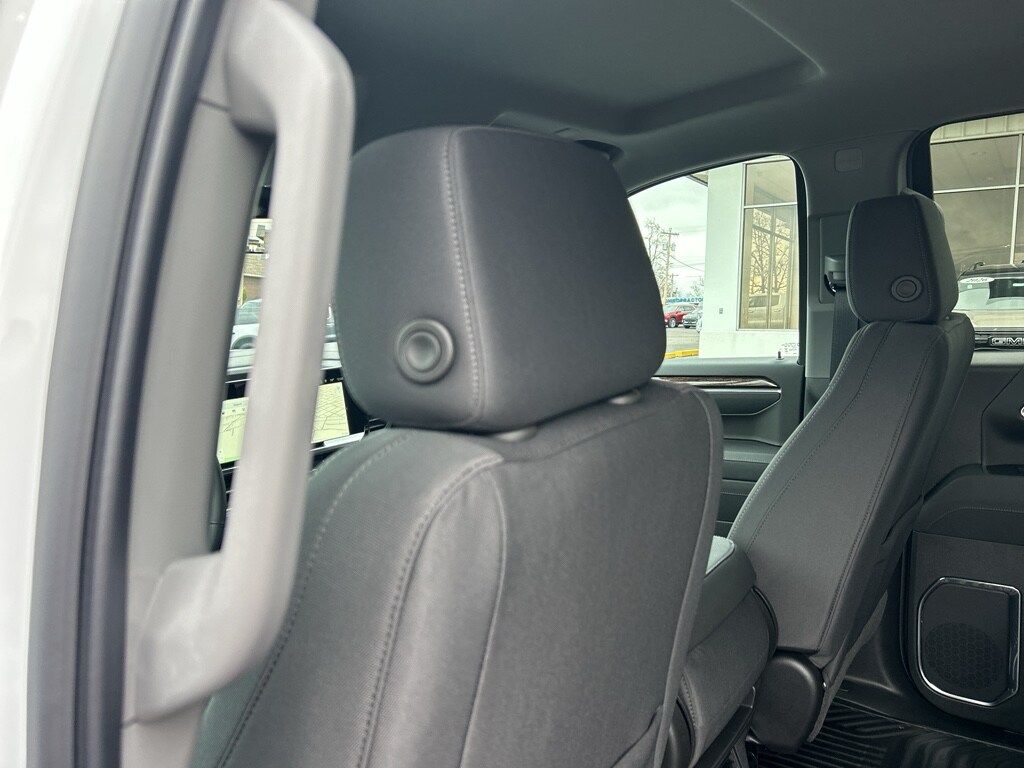 2026 GMC Sierra 1500 SLE - Photo 20