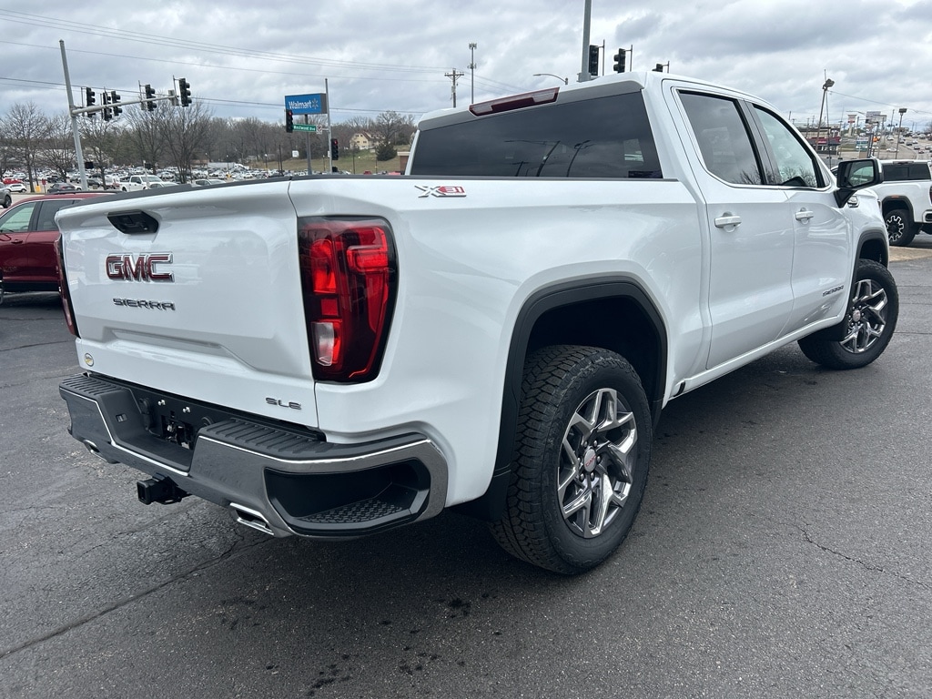 2026 GMC Sierra 1500 SLE - Photo 7