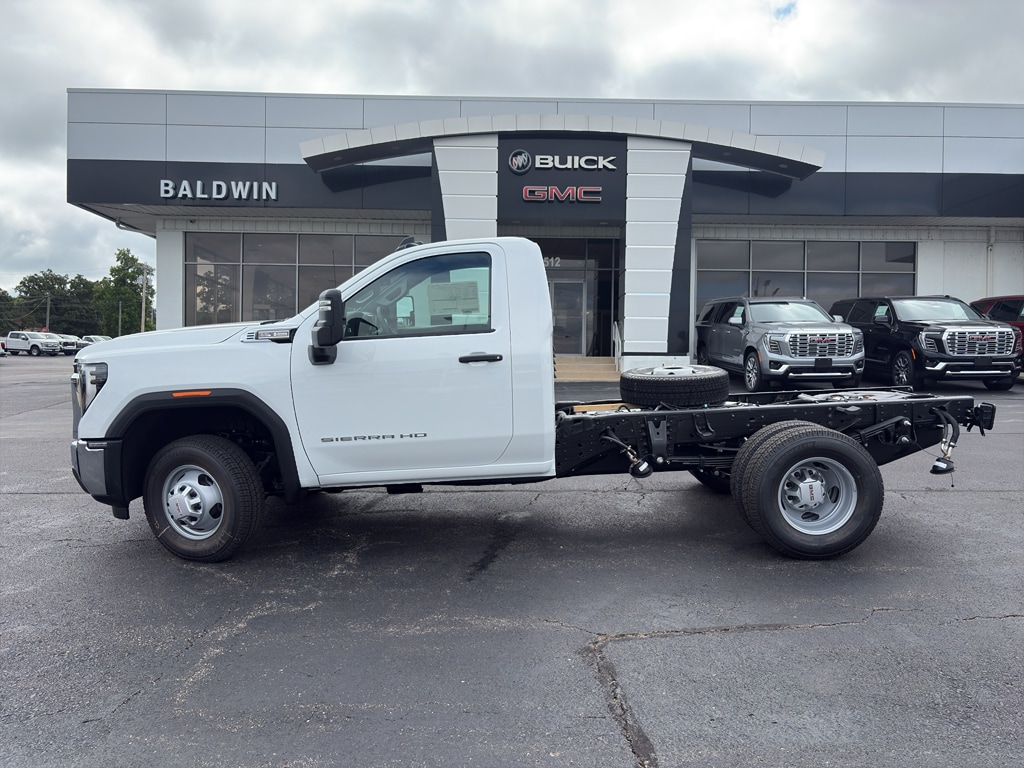 New 2026 GMC Sierra 3500 HD Chassis Cab Pro Truck