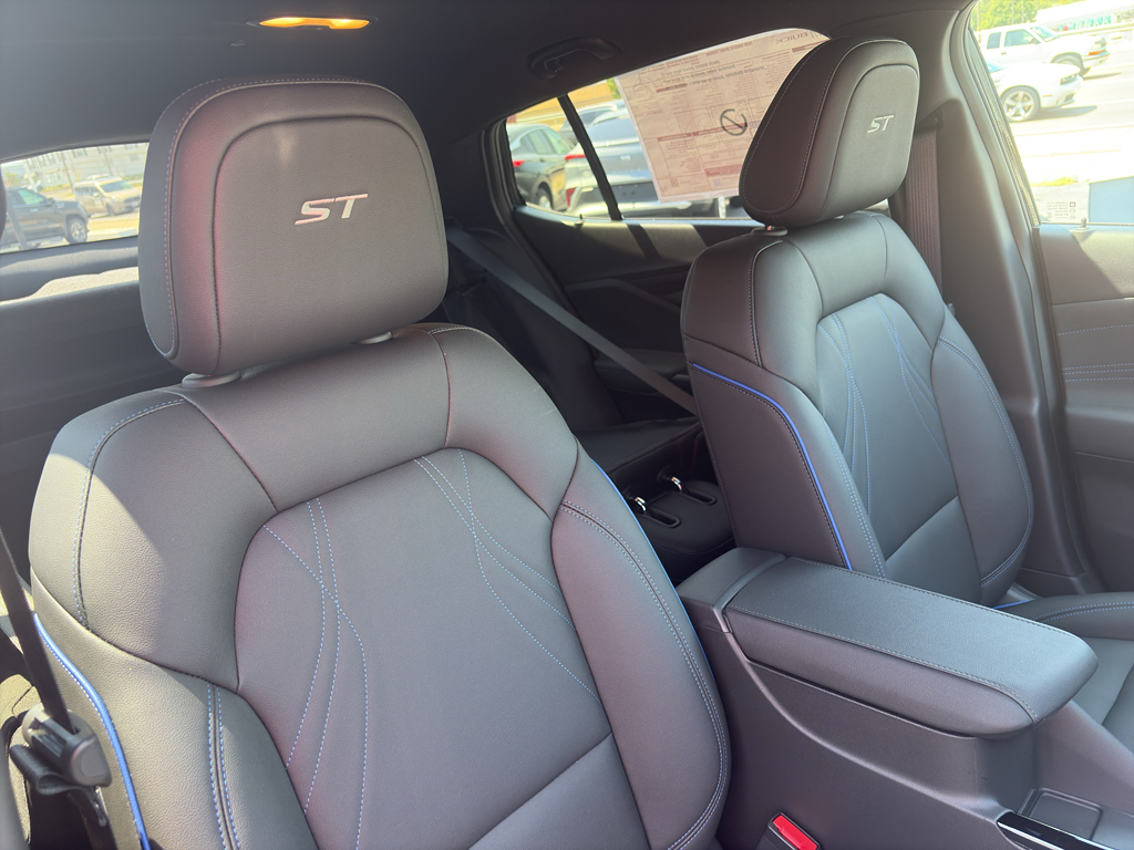2026 Buick Envista Sport Touring - Photo 23