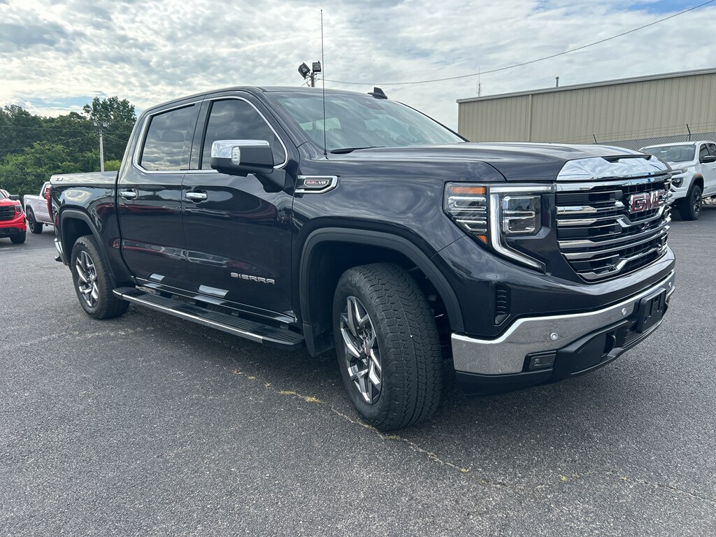 2023 GMC Sierra 1500 SLT - Photo 9