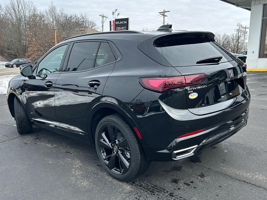 2025 Buick Envision Sport Touring photo 4