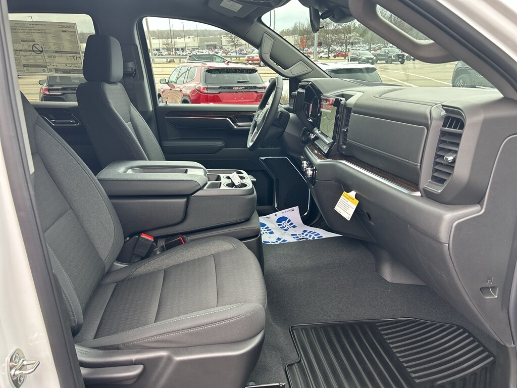 2026 GMC Sierra 1500 SLE - Photo 25