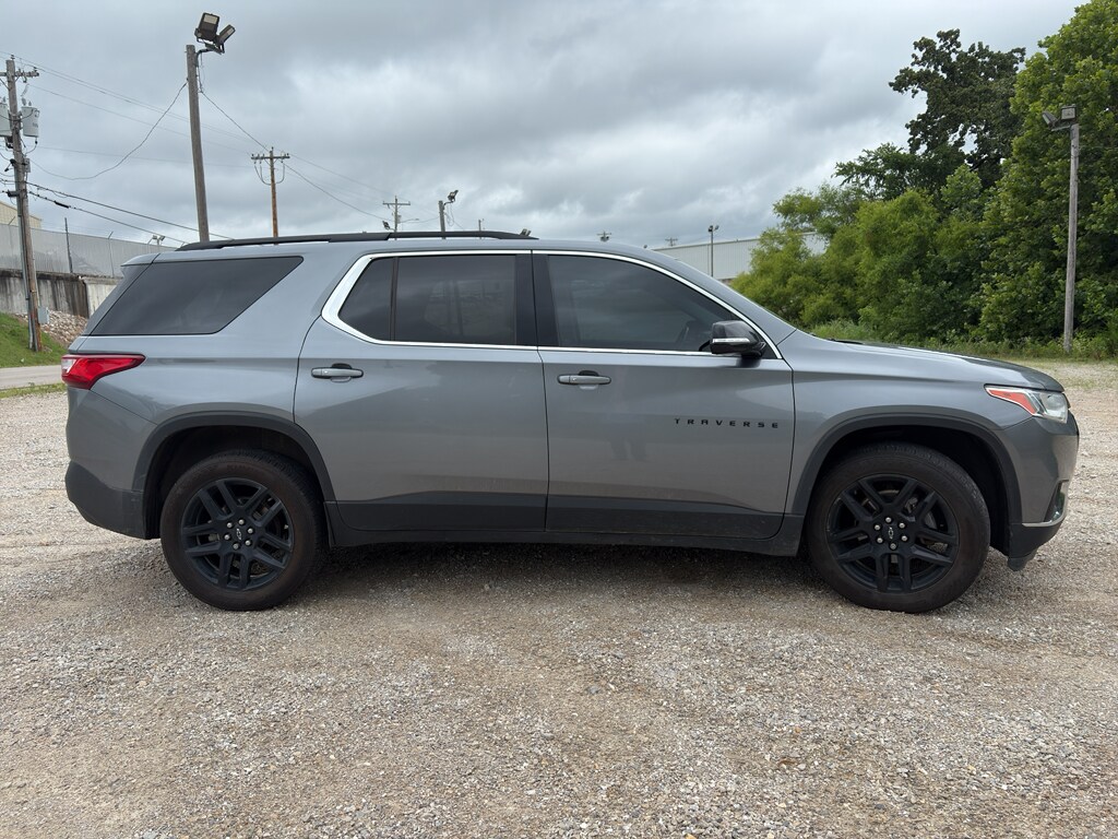 Used 2020 Chevrolet Traverse LT Leather SUV