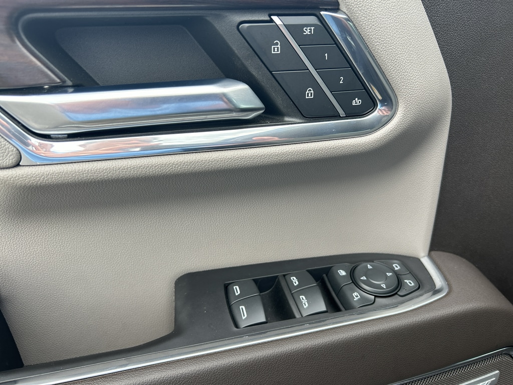2023 GMC Sierra 1500 SLT - Photo 17
