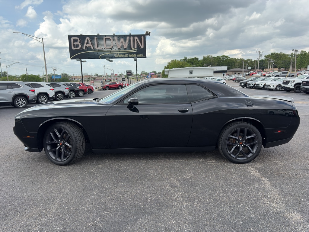 Used 2020 Dodge Challenger SXT