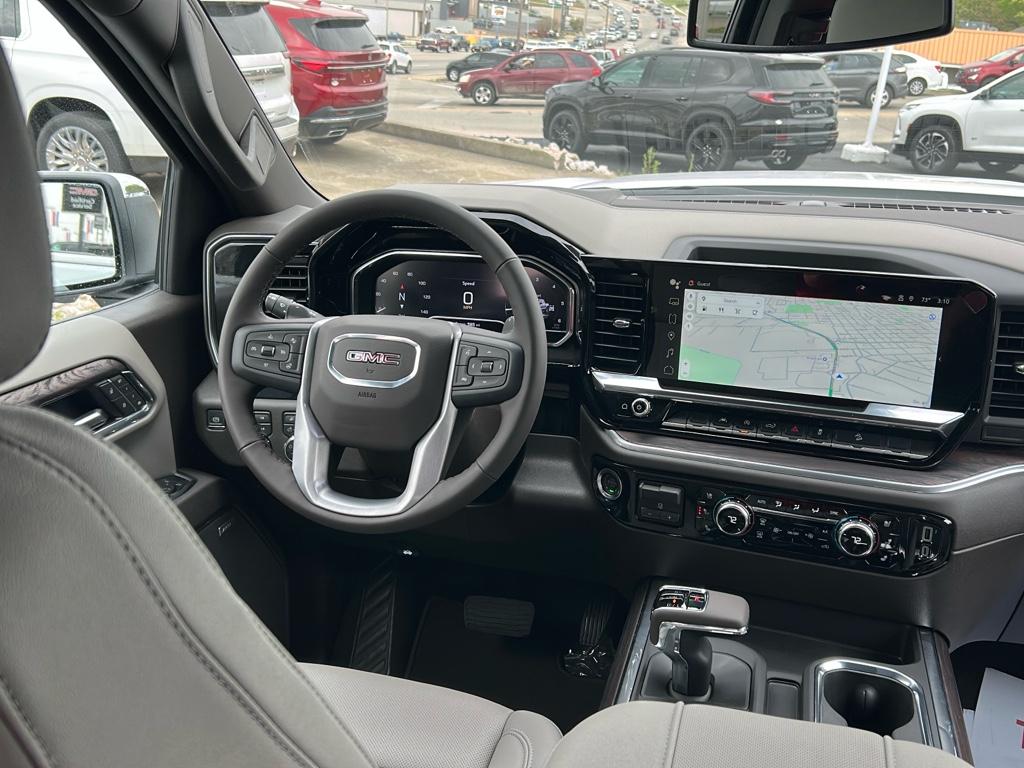 2025 Gmc Sierra 1500 SLT photo 2