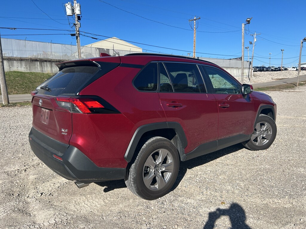Used 2022 Toyota RAV4 XLE