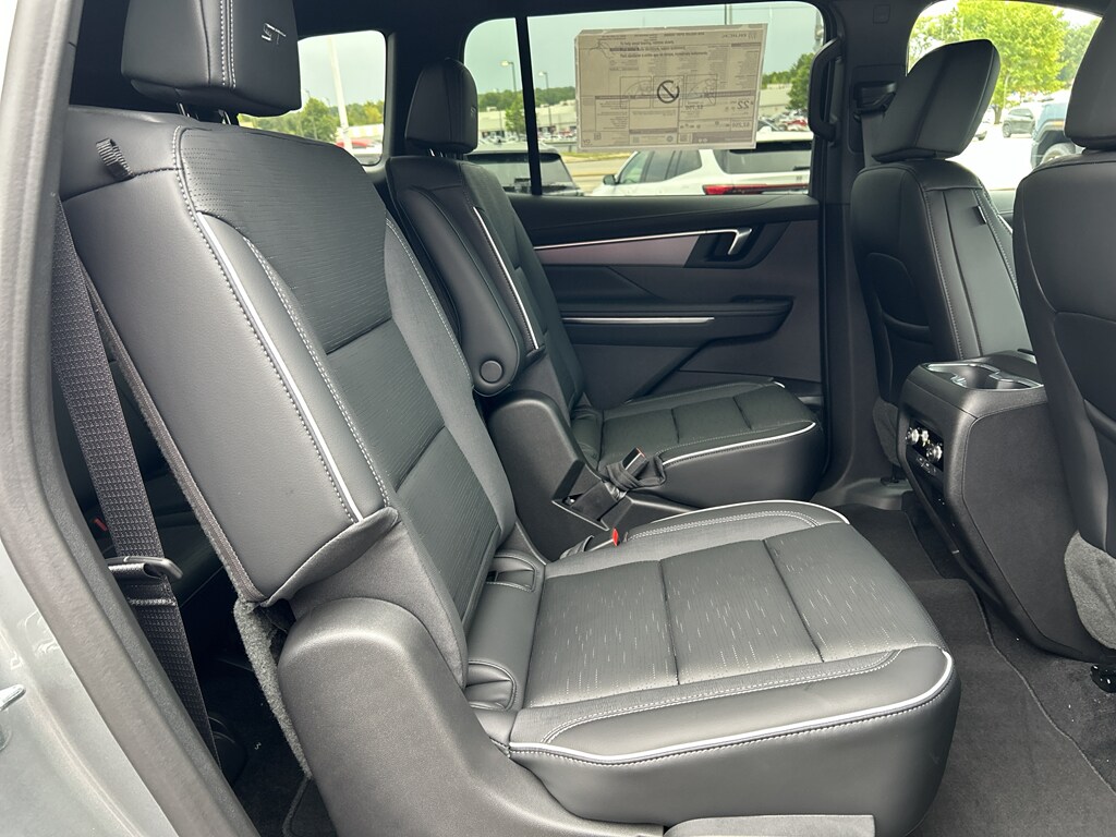 2026 Buick Enclave Sport Touring - Photo 28