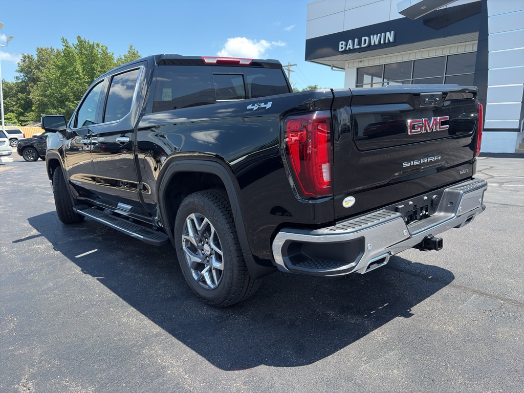 2026 GMC Sierra 1500 SLT - Photo 5