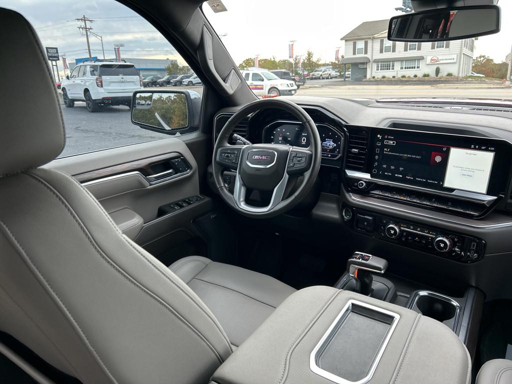 2022 Gmc Sierra 1500 SLT photo 2