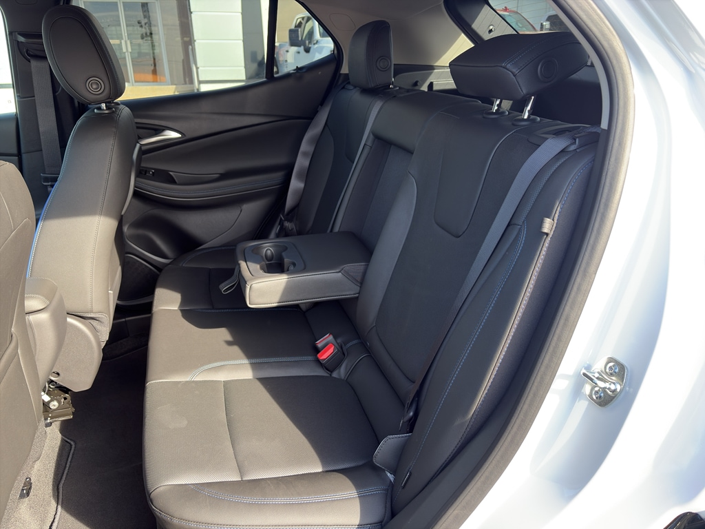 2026 Buick Encore GX Sport Touring - Photo 17