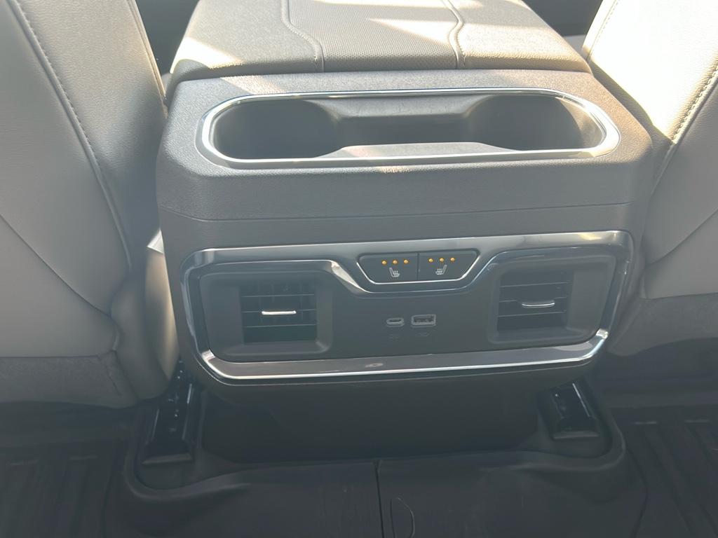 2024 GMC Sierra 1500 SLT - Photo 22
