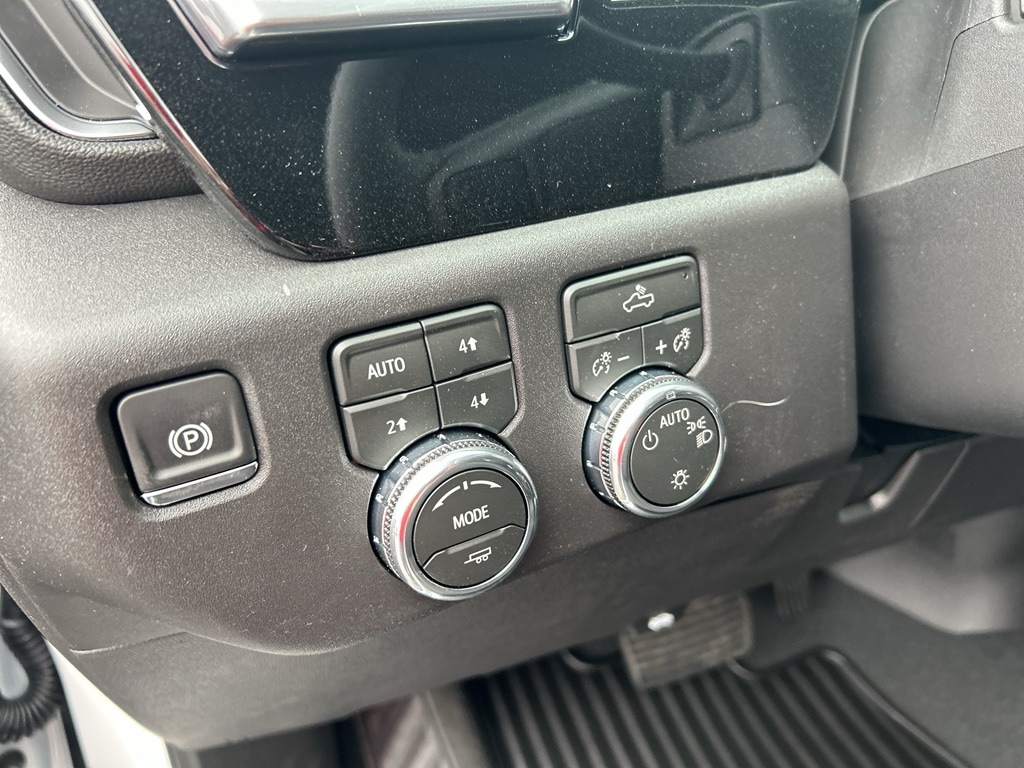 2026 GMC Sierra 1500 SLE - Photo 15
