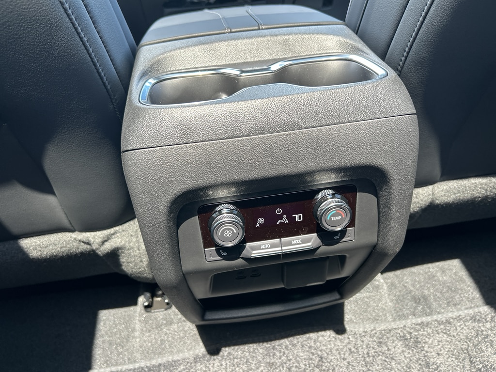 2026 Buick Enclave Avenir - Photo 22