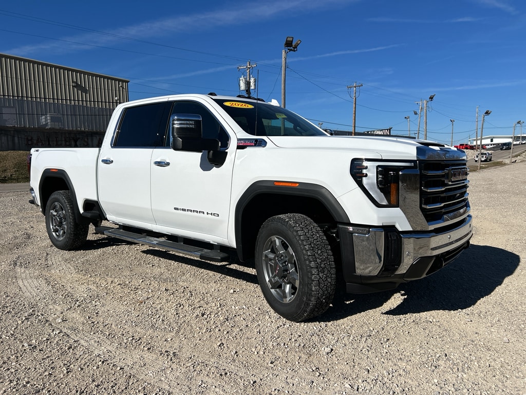 2026 GMC Sierra SLT's photo